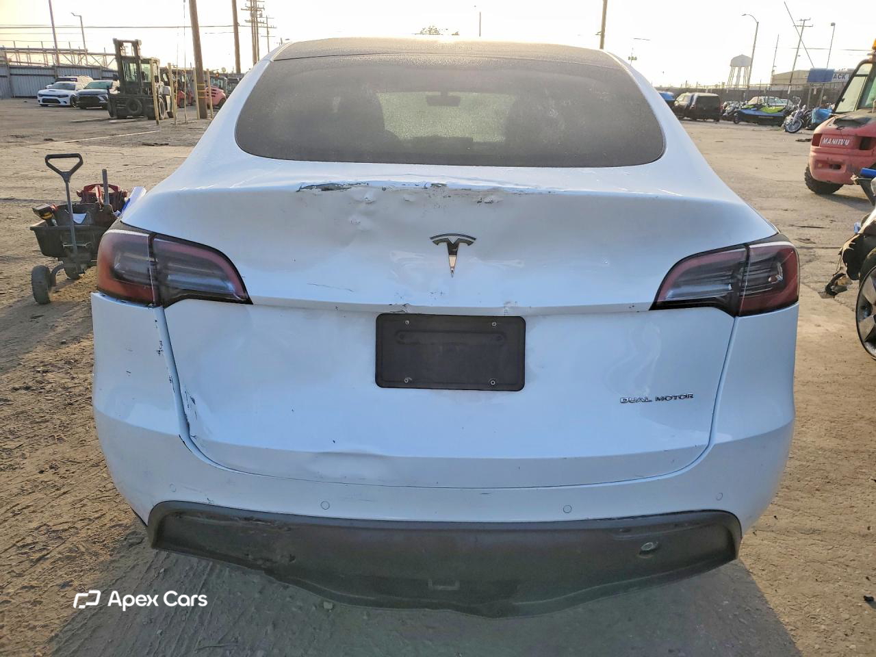 Tesla Model Y 2022