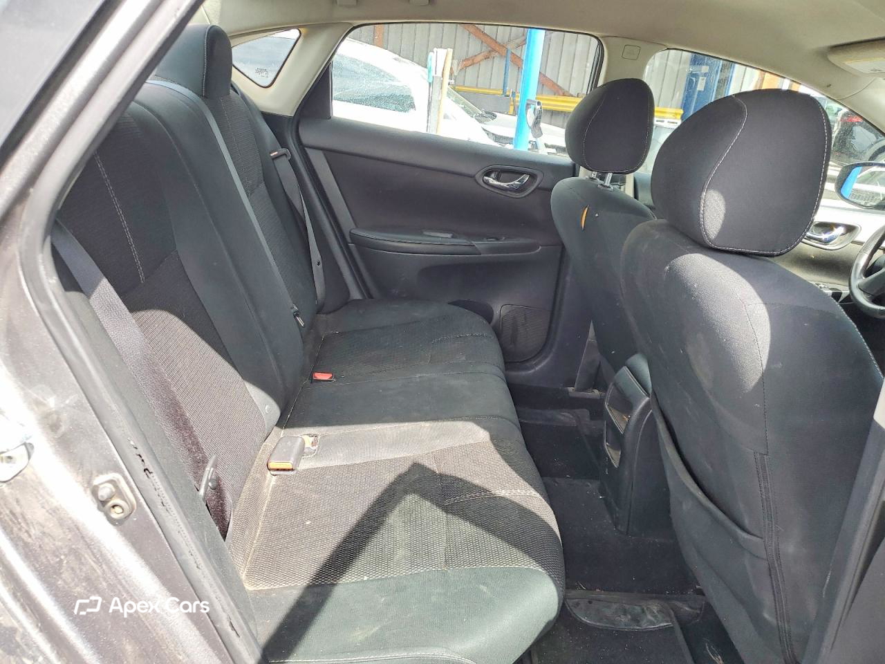 Nissan Sentra 2018