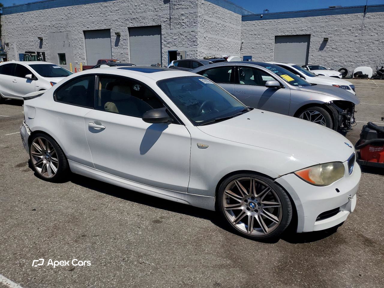 BMW Series 1 2009