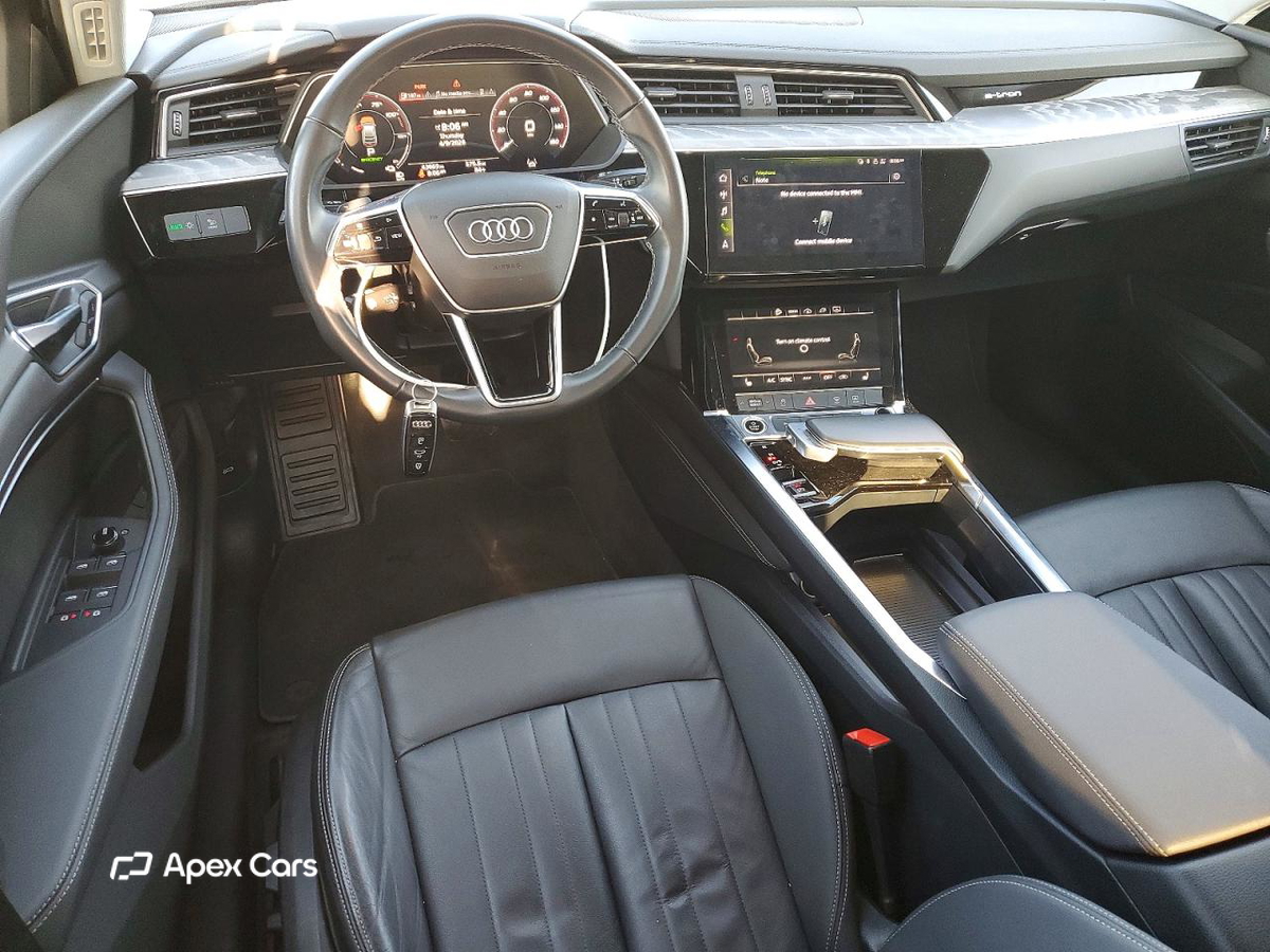 Audi e-tron 2022