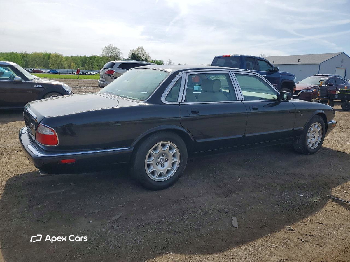 Jaguar XJ 2001