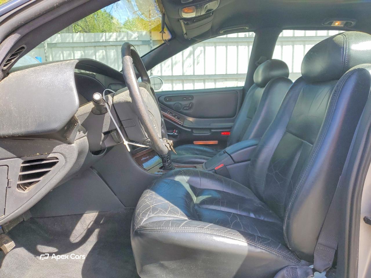 Oldsmobile Aurora 1997