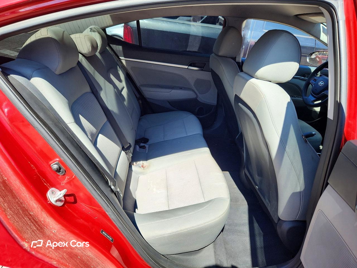 Hyundai Elantra 2017