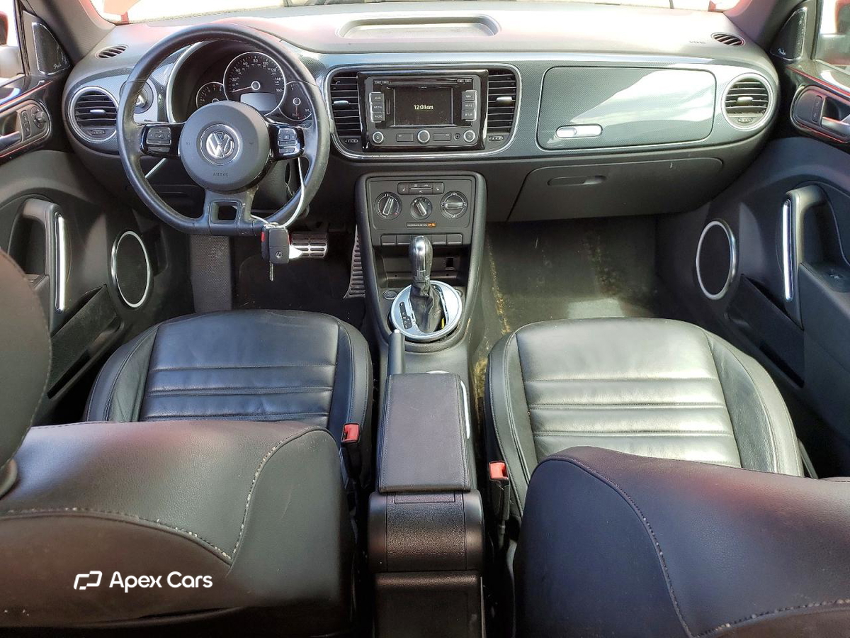 Volkswagen Beetle 2012