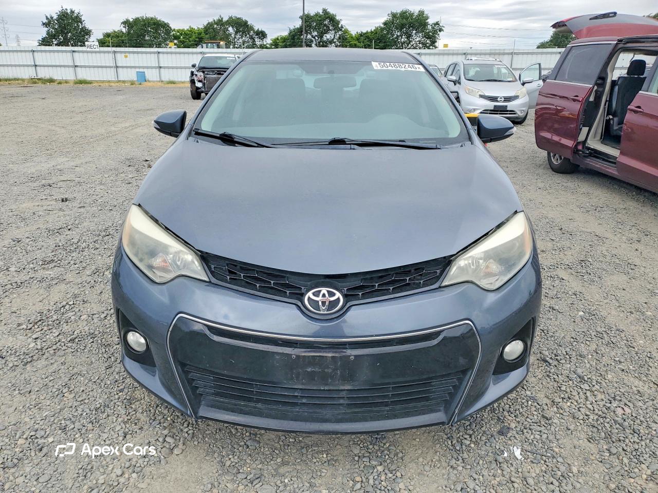 Toyota Corolla 2015
