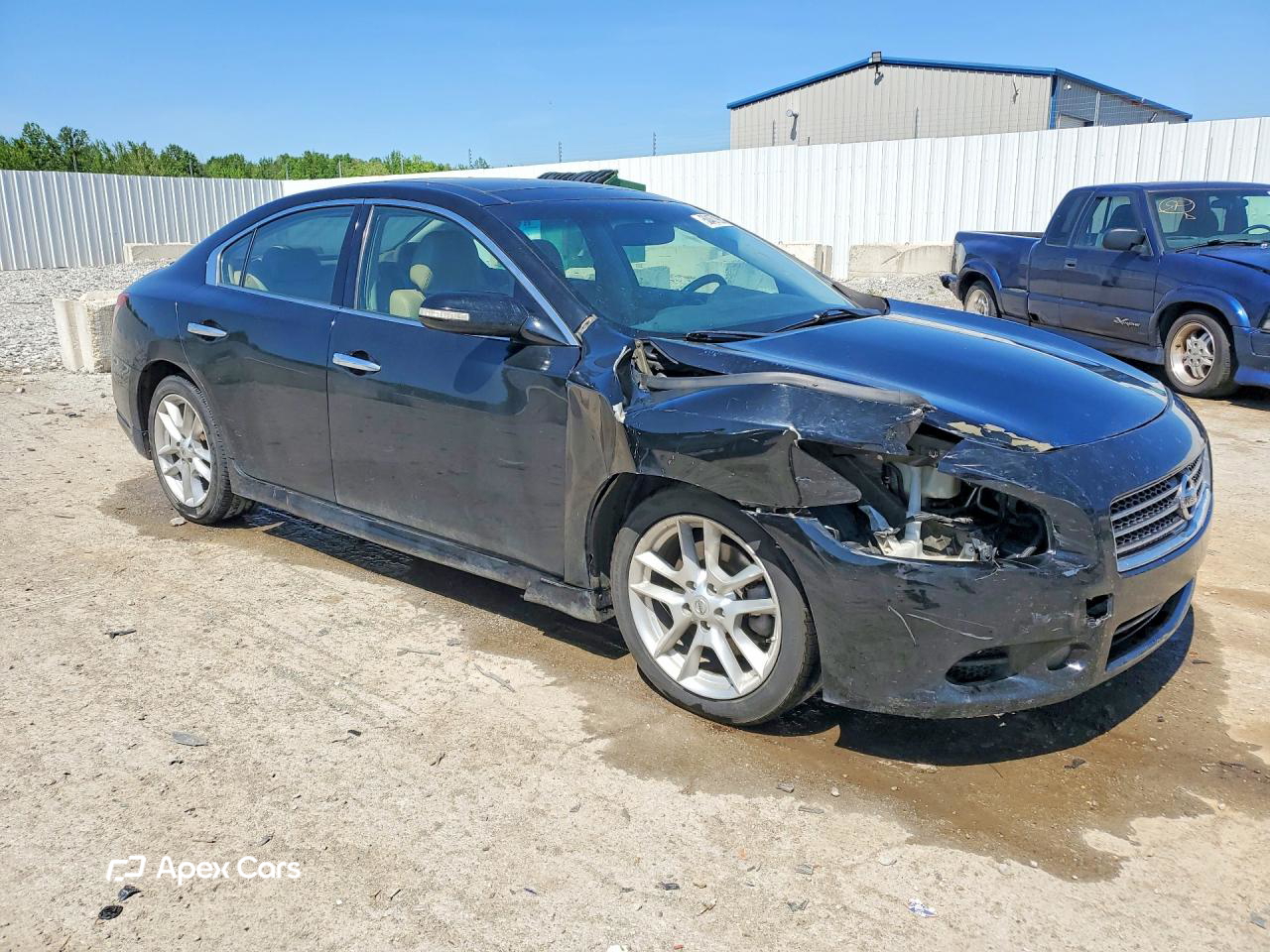 Nissan Maxima 2011