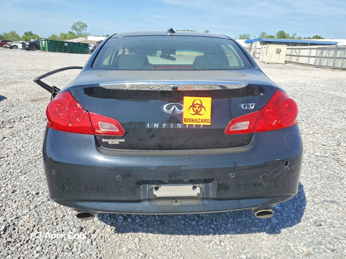 Infiniti G 2013