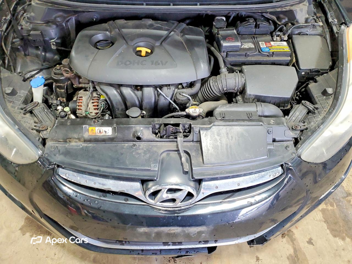 Hyundai Elantra 2013