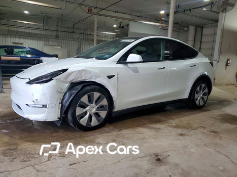 Tesla Model Y 2023 - Image 1 of 14