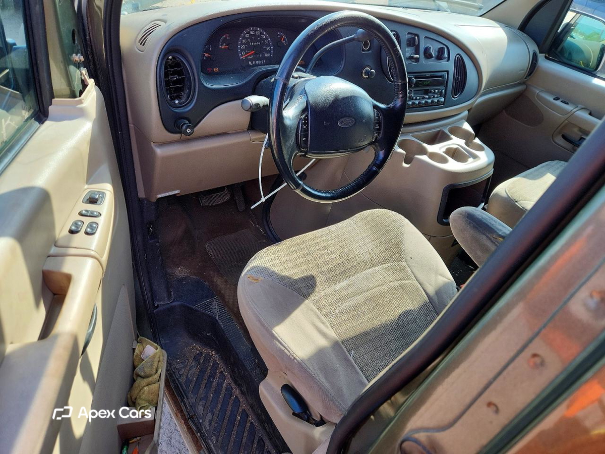 Ford Econoline 2002