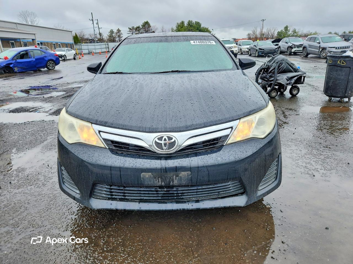 Toyota Camry 2012