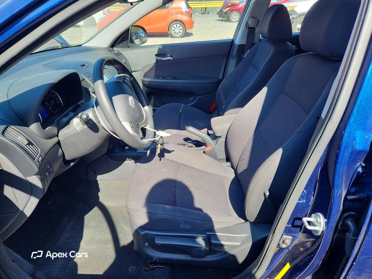 Hyundai Elantra 2012