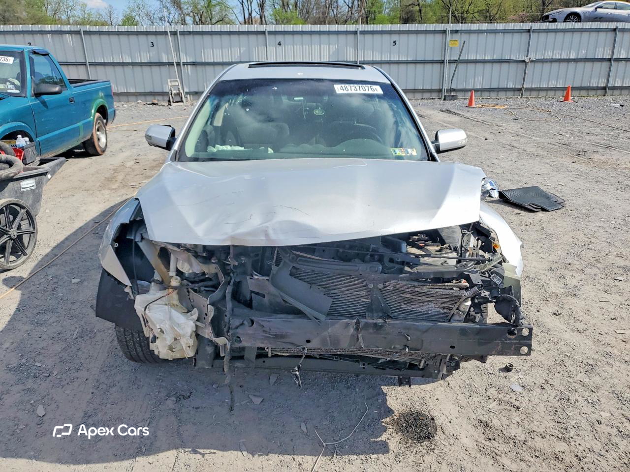 Nissan Altima 2012