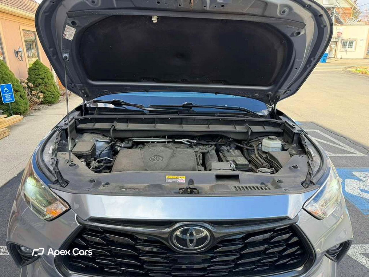 Toyota Highlander 2021