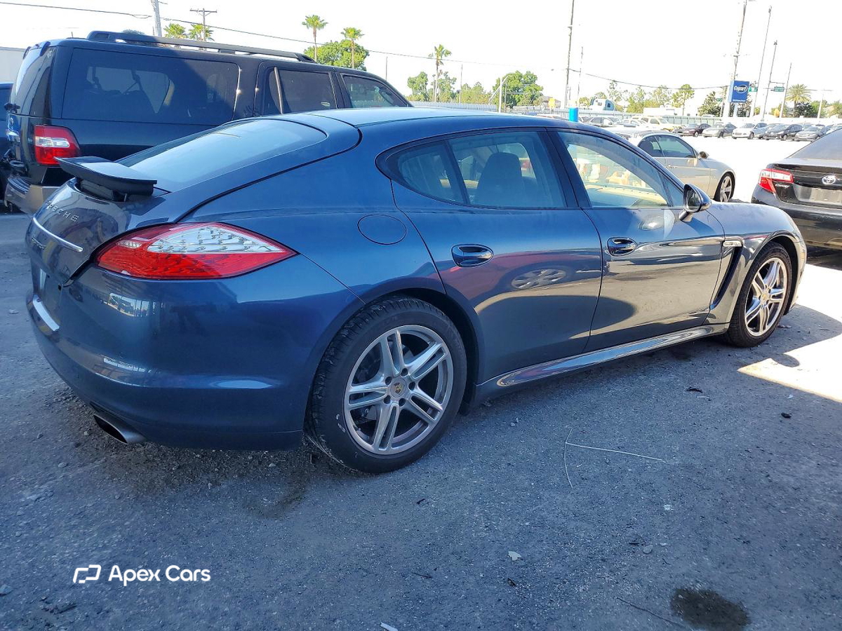 Porsche Panamera 2012