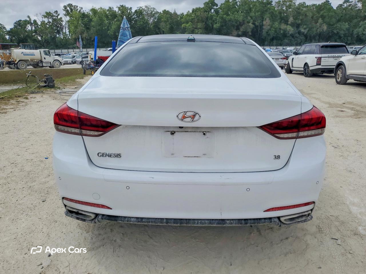 Hyundai Genesis 2015