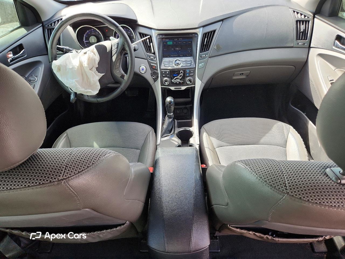 Hyundai Sonata 2012