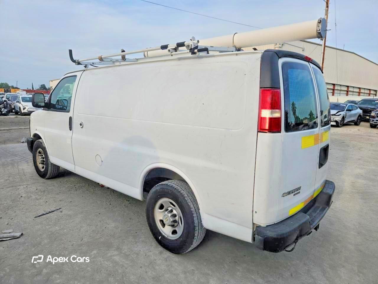 Chevrolet Express 2013
