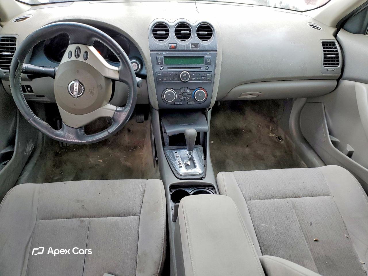 Nissan Altima 2012
