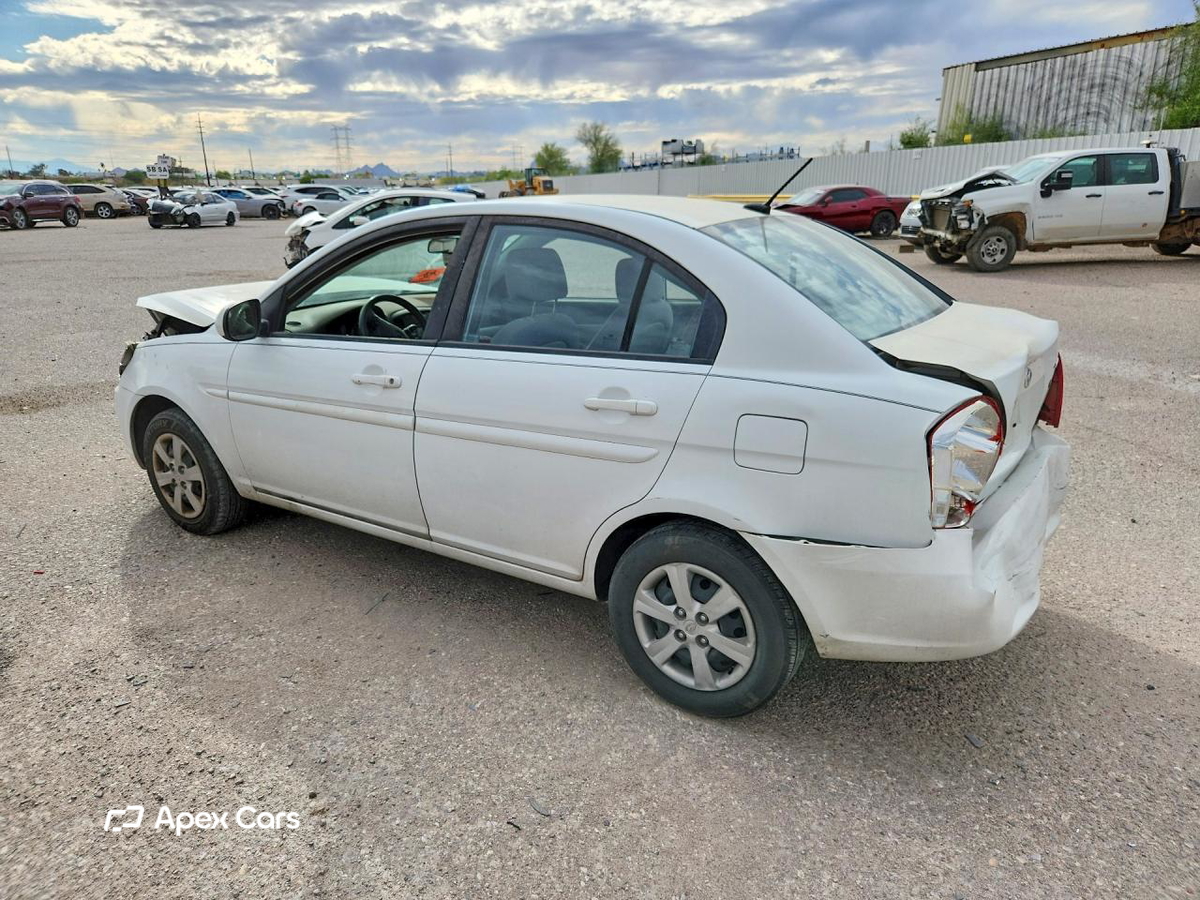 Hyundai Accent 2011