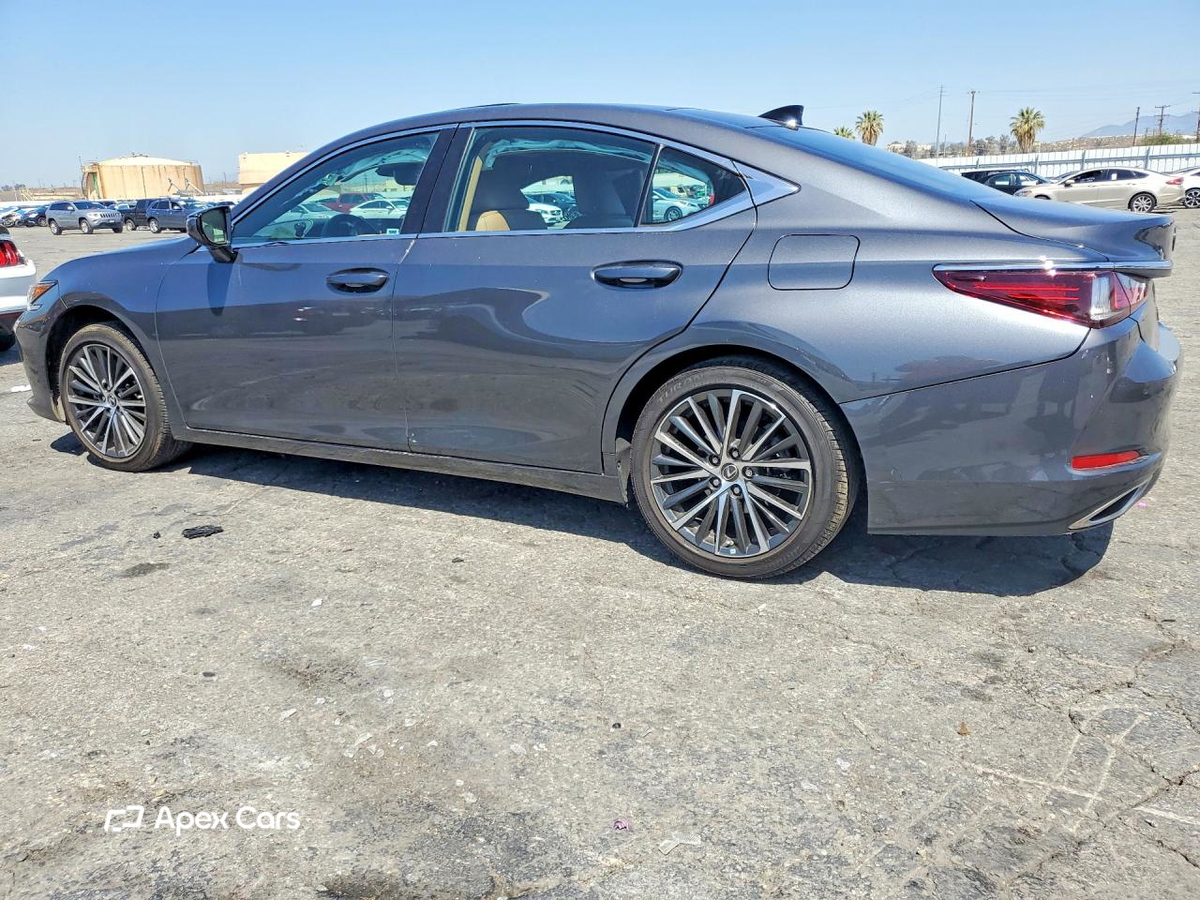 Lexus ES 2022
