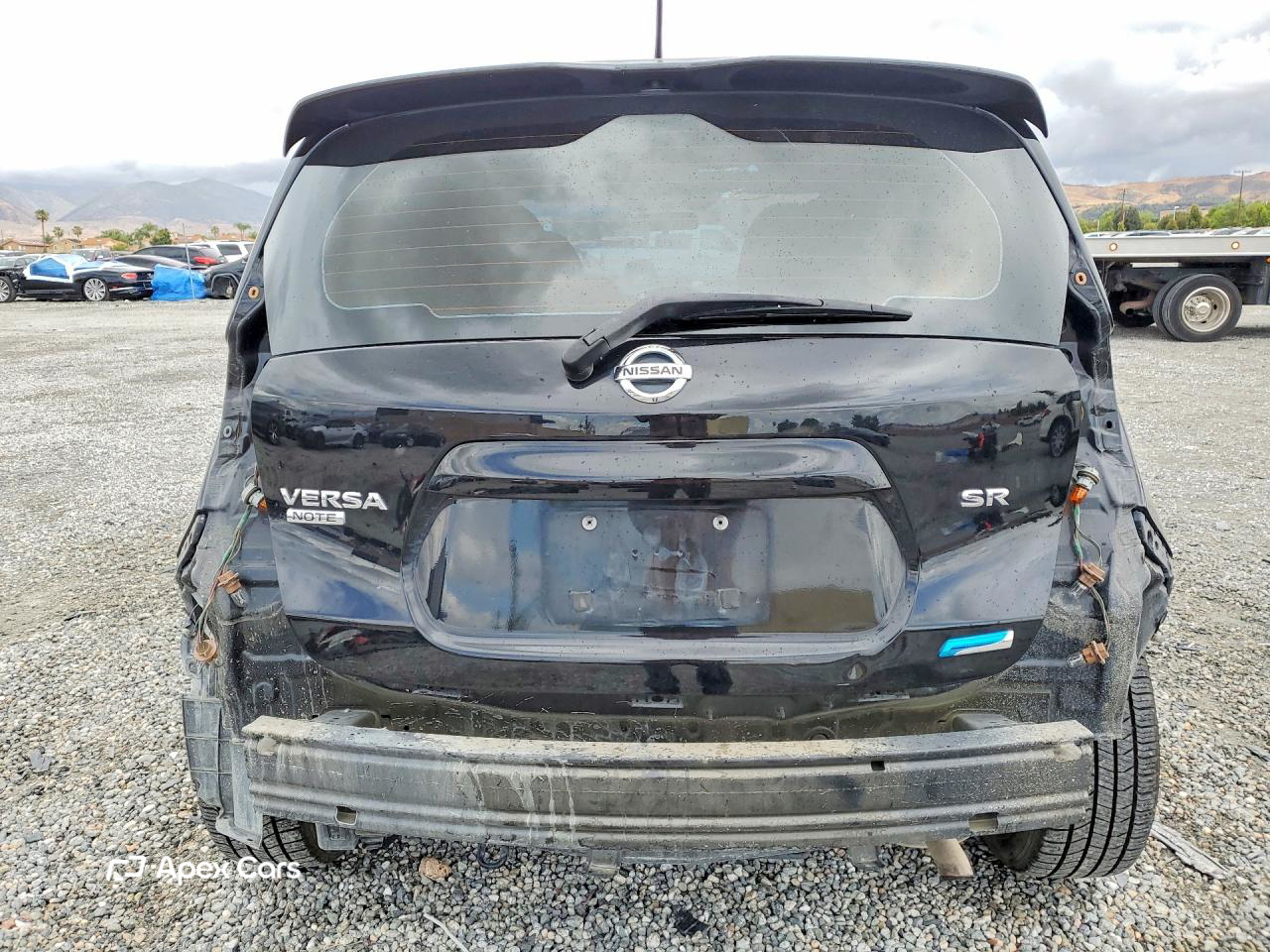 Nissan Versa 2015