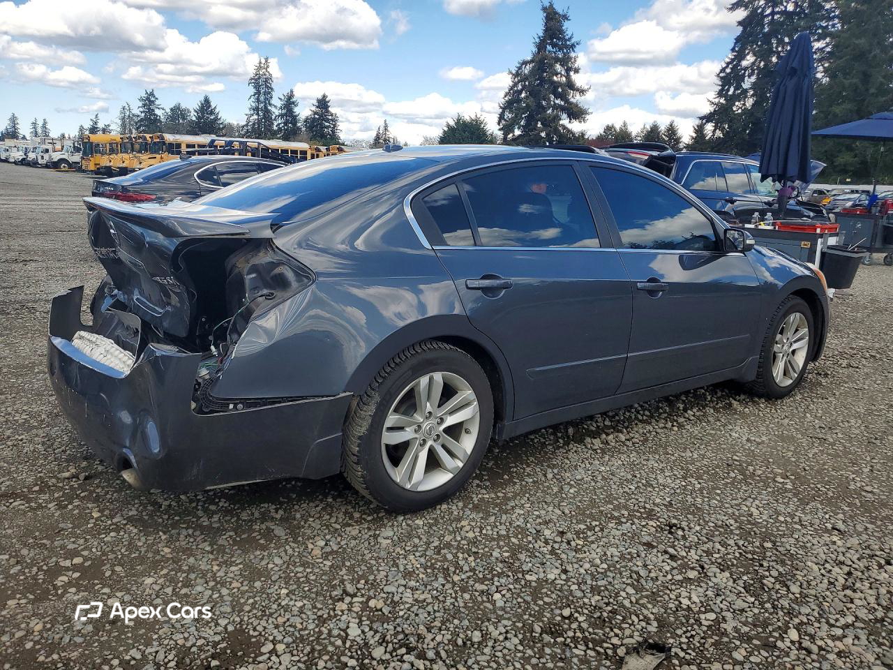 Nissan Altima 2011