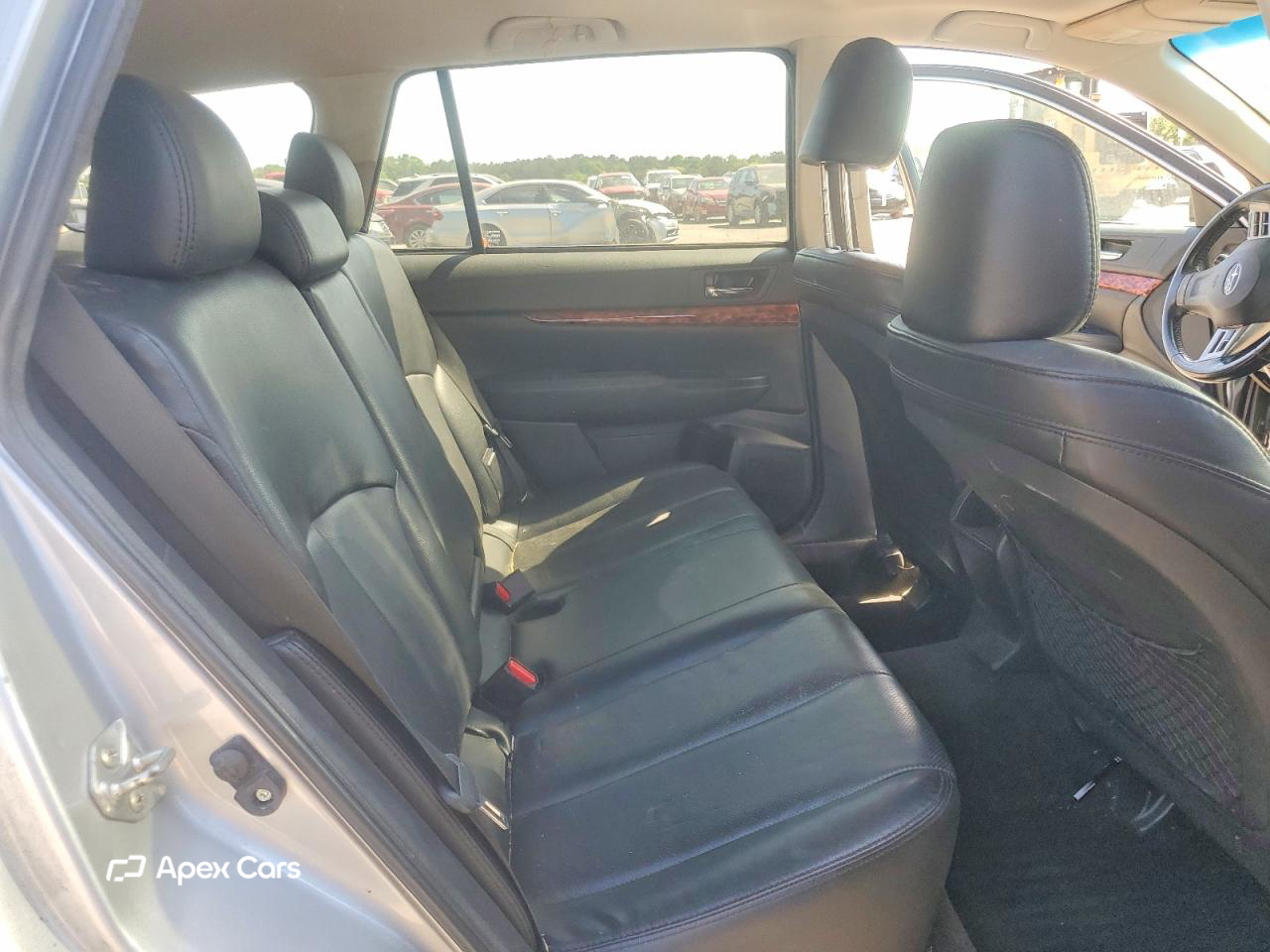 Subaru Outback 2012