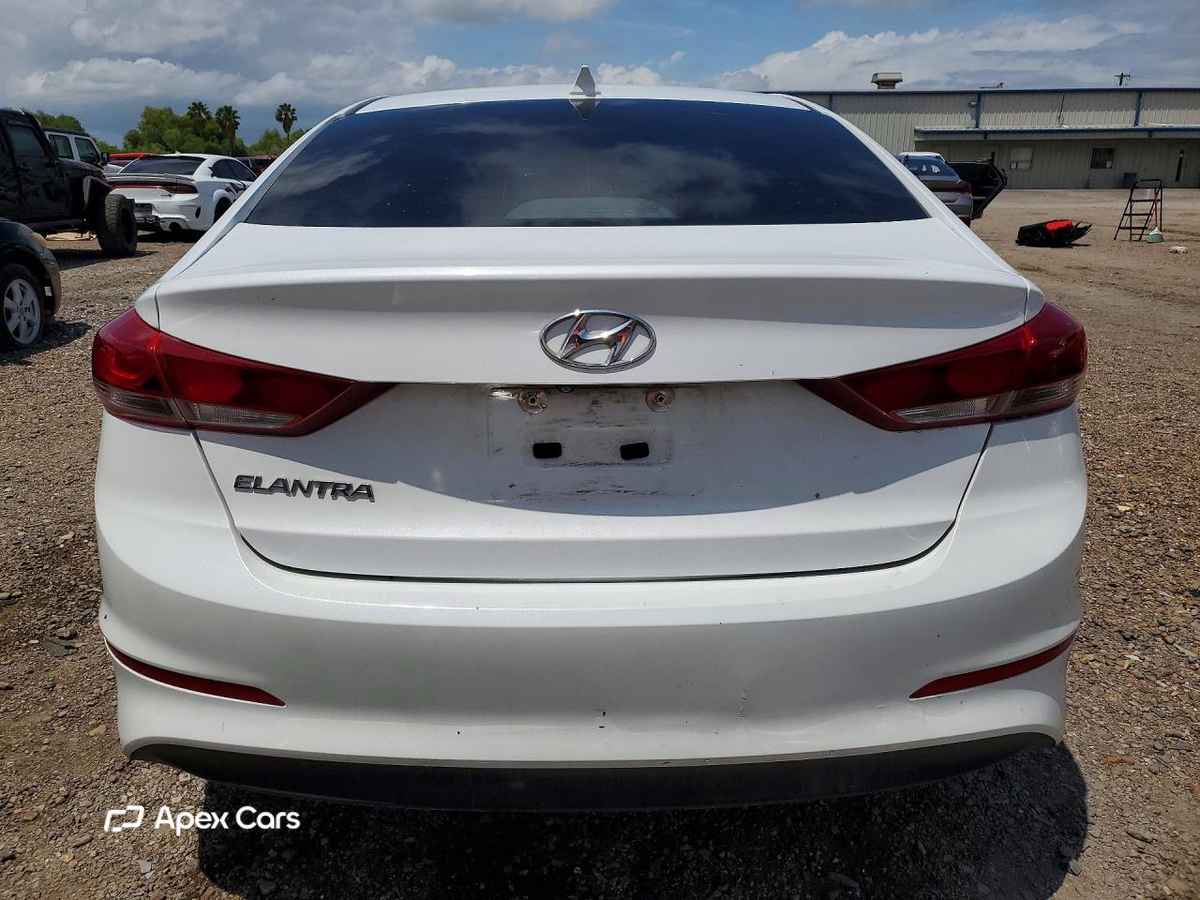 Hyundai Elantra 2018