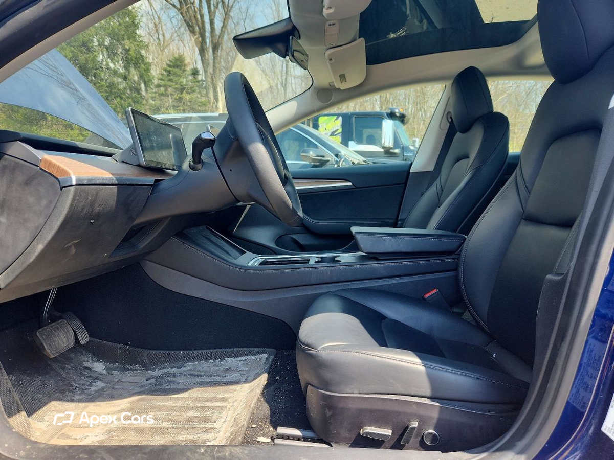 Tesla Model 3 2021