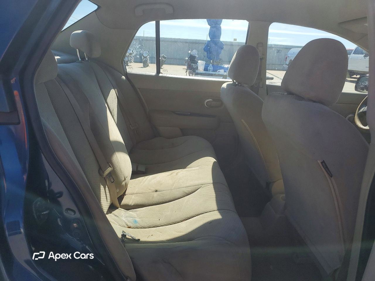Nissan Versa 2010