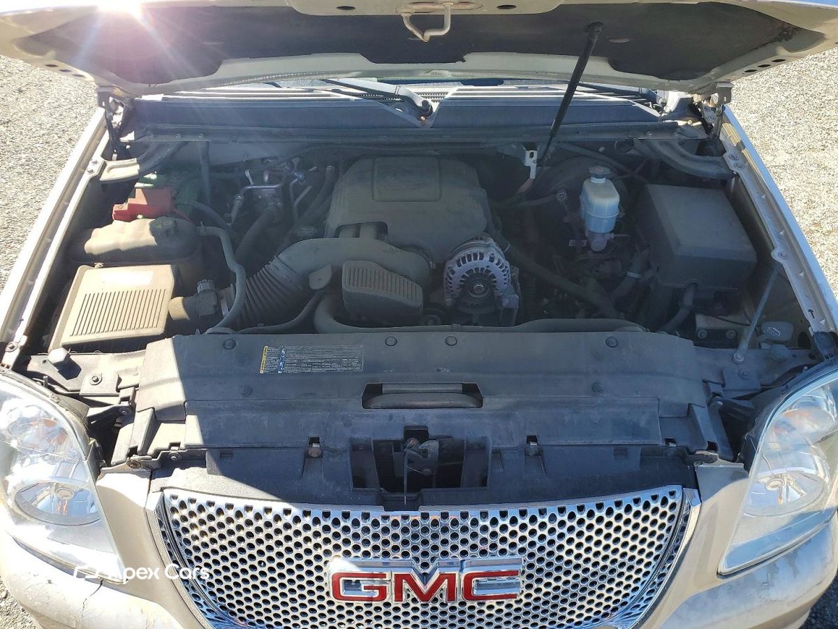 GMC Yukon 2011