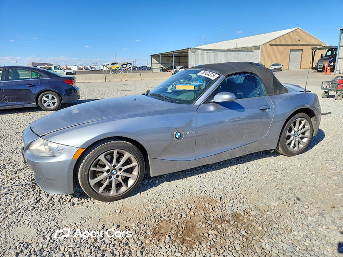 BMW Z4 2006 - Image 1 of 12
