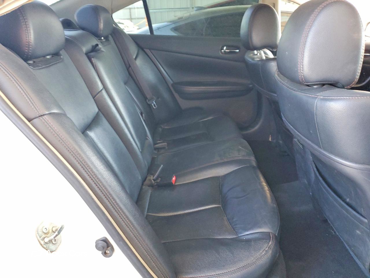 Nissan Maxima 2013