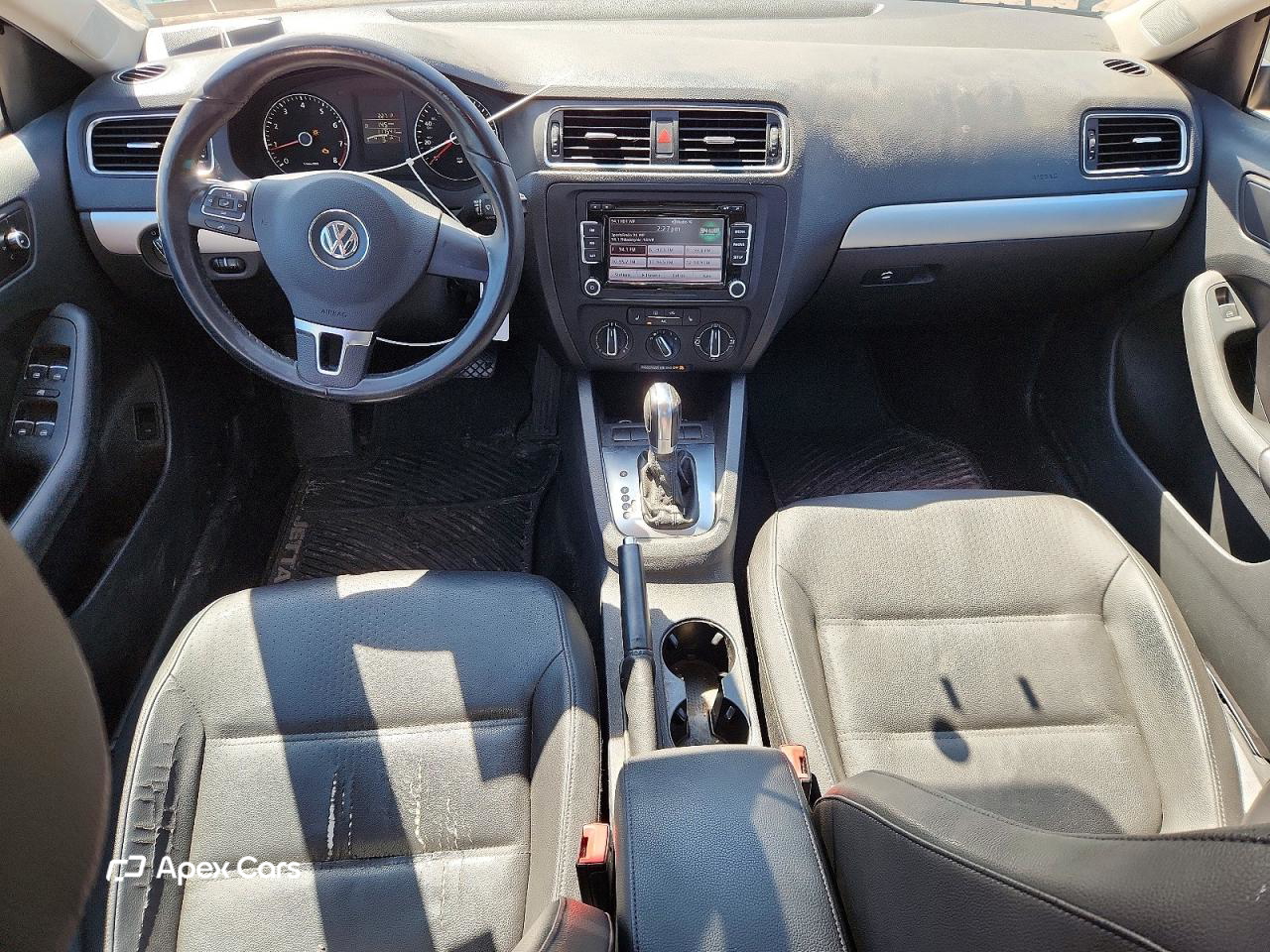 Volkswagen Jetta 2013