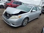 Toyota Avalon 2011