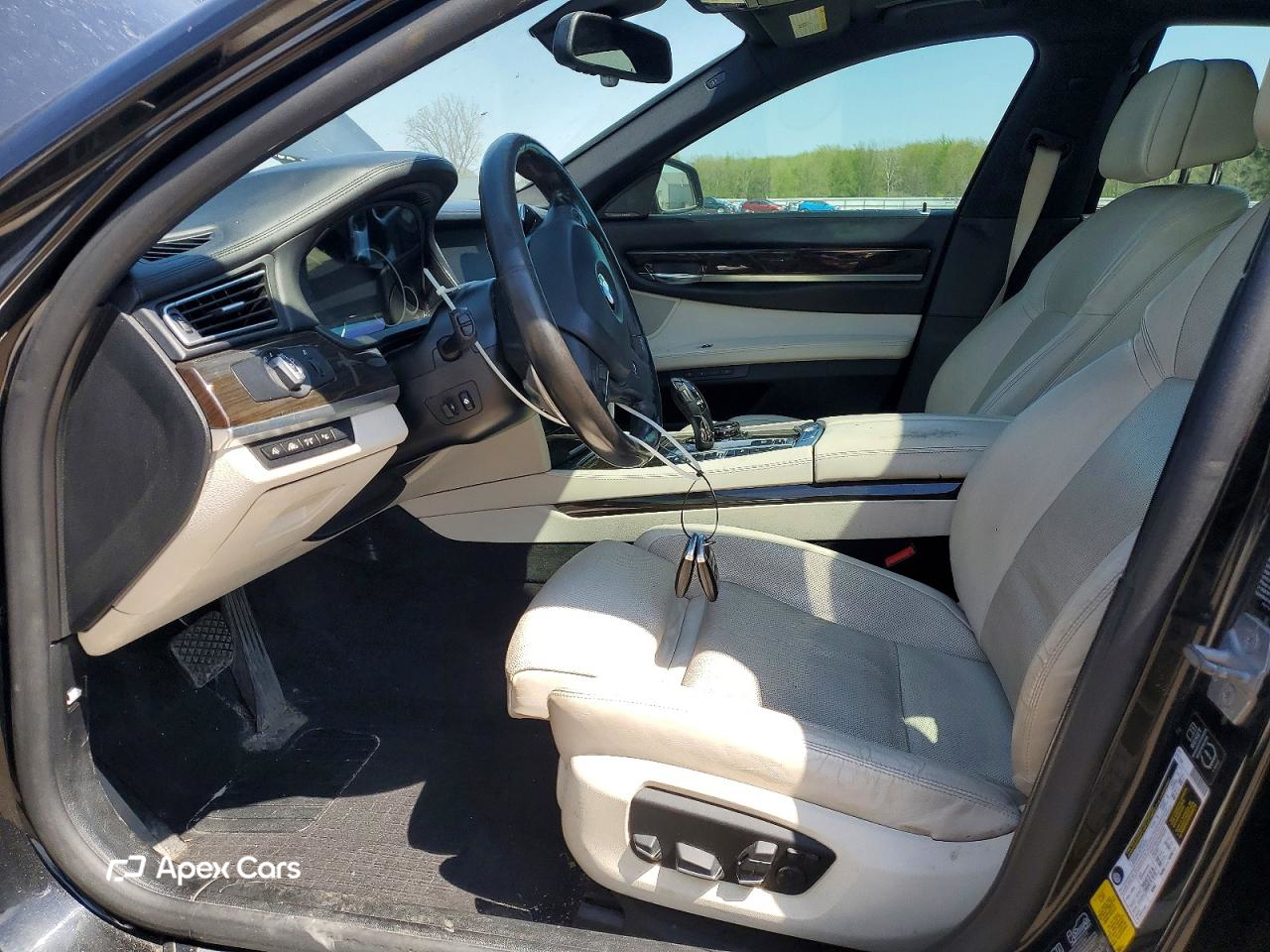 BMW Series 7 2014