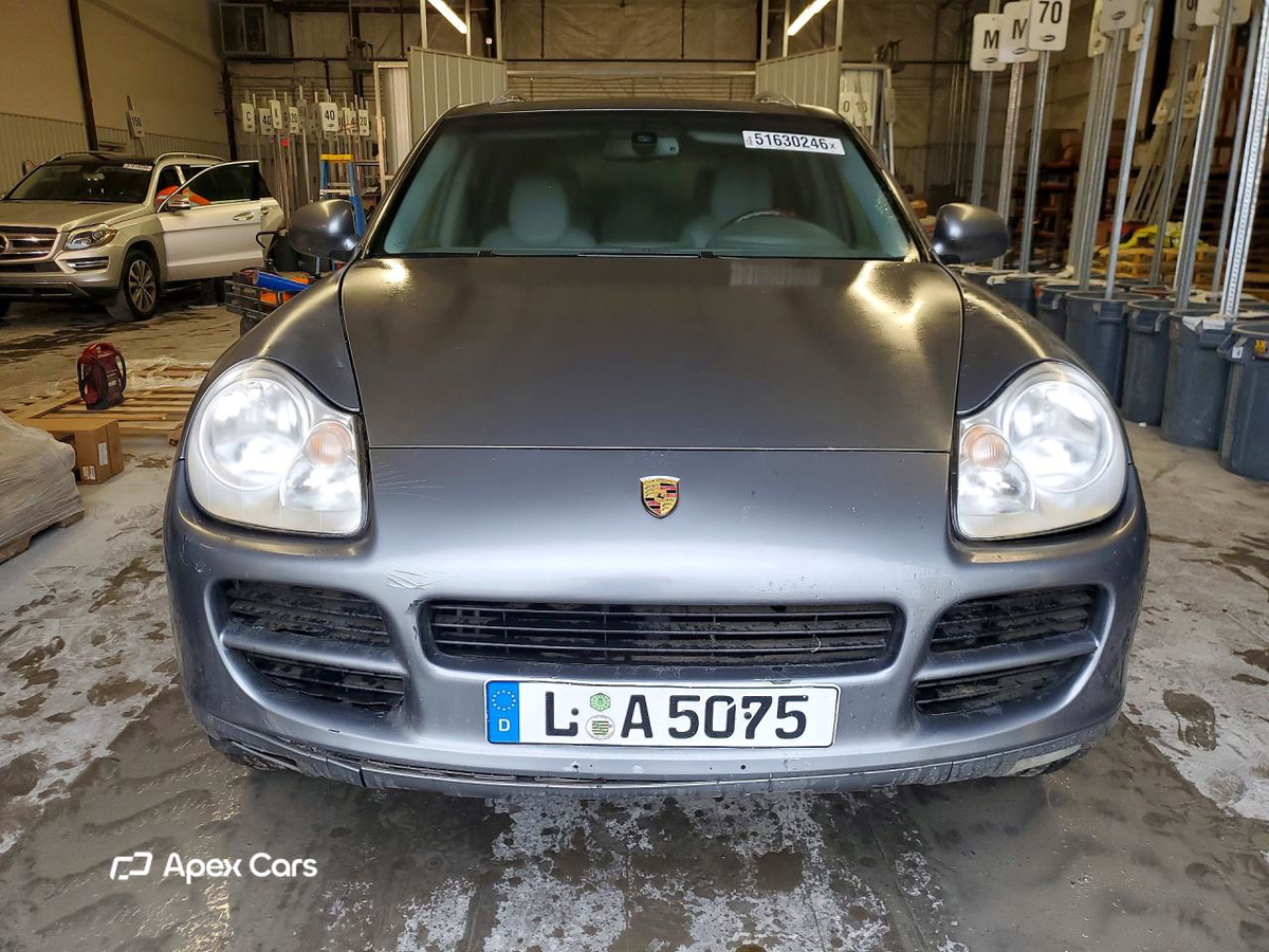 Porsche Cayenne 2005