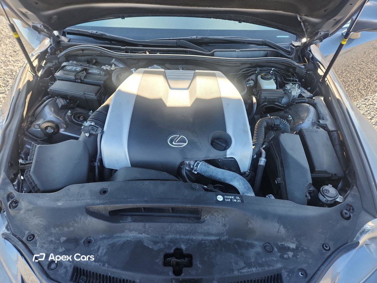Lexus IS 2016