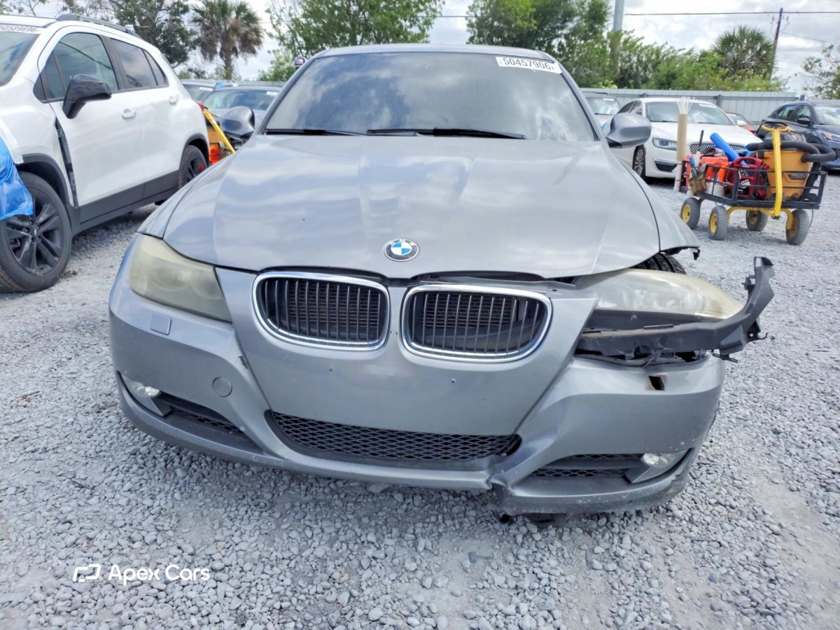 BMW Series 3 2011