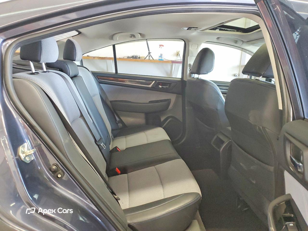Subaru Legacy 2017