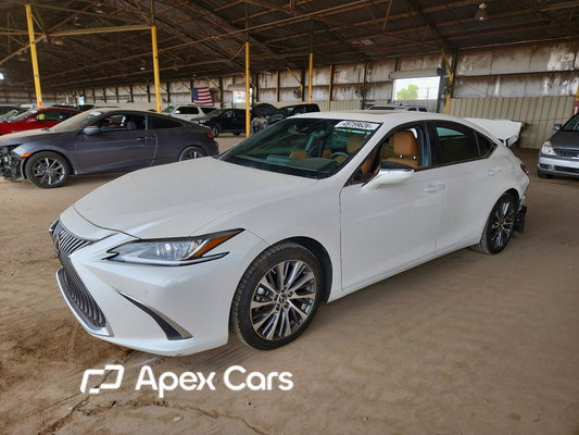 Lexus ES 2021 - Image 1 of 6