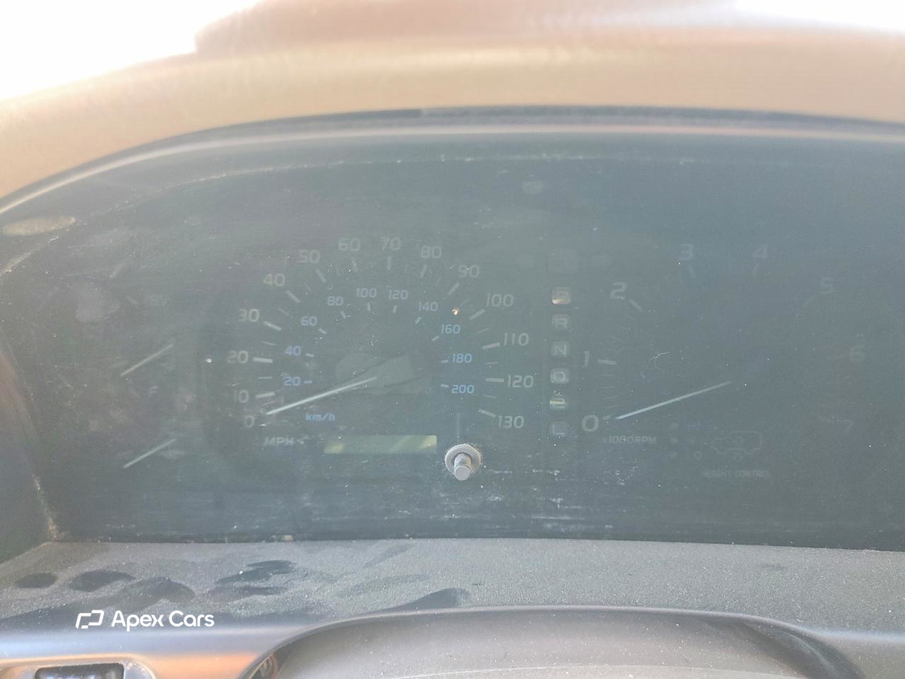 Lexus LX 2000