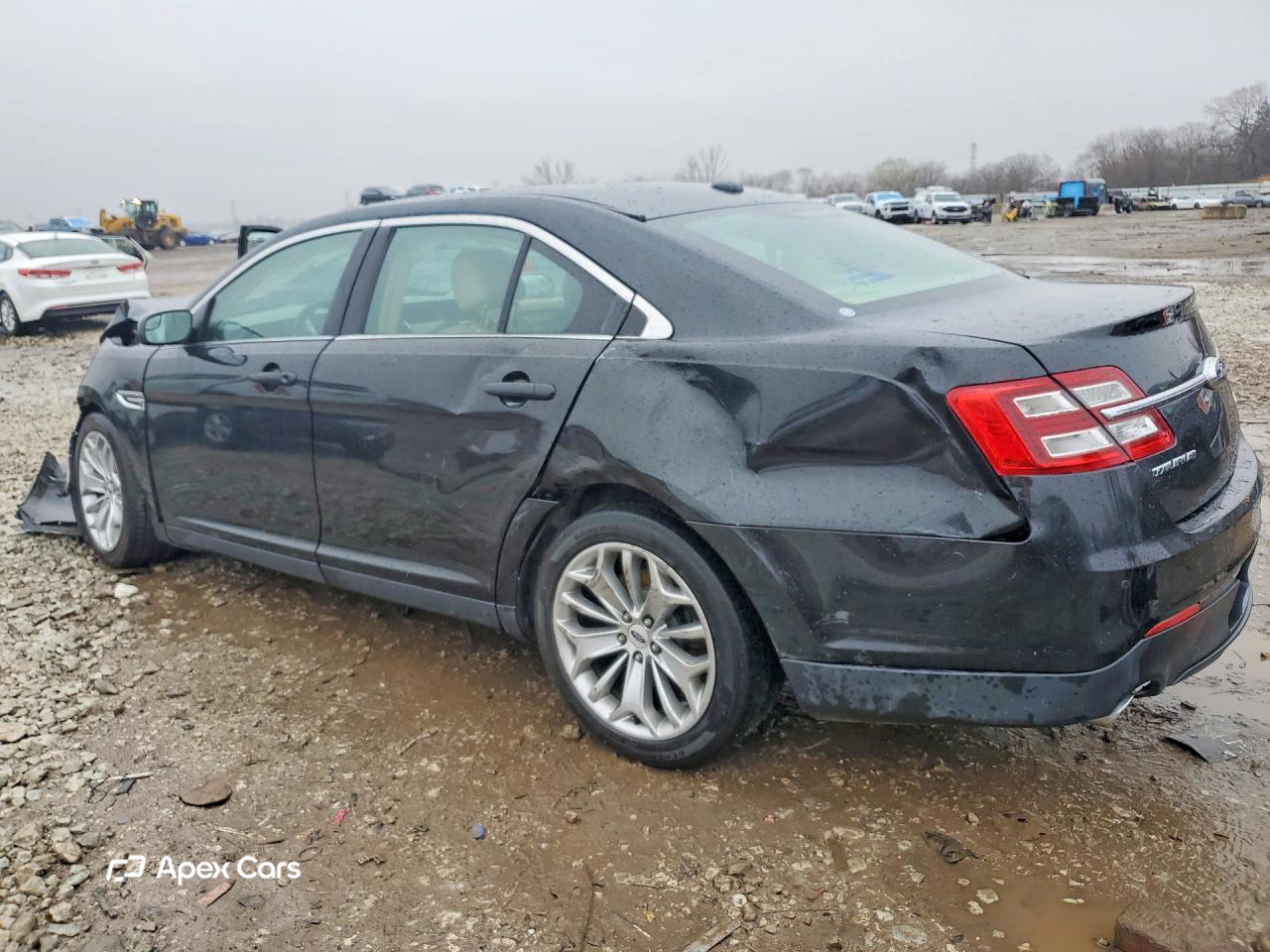 Ford Taurus 2015