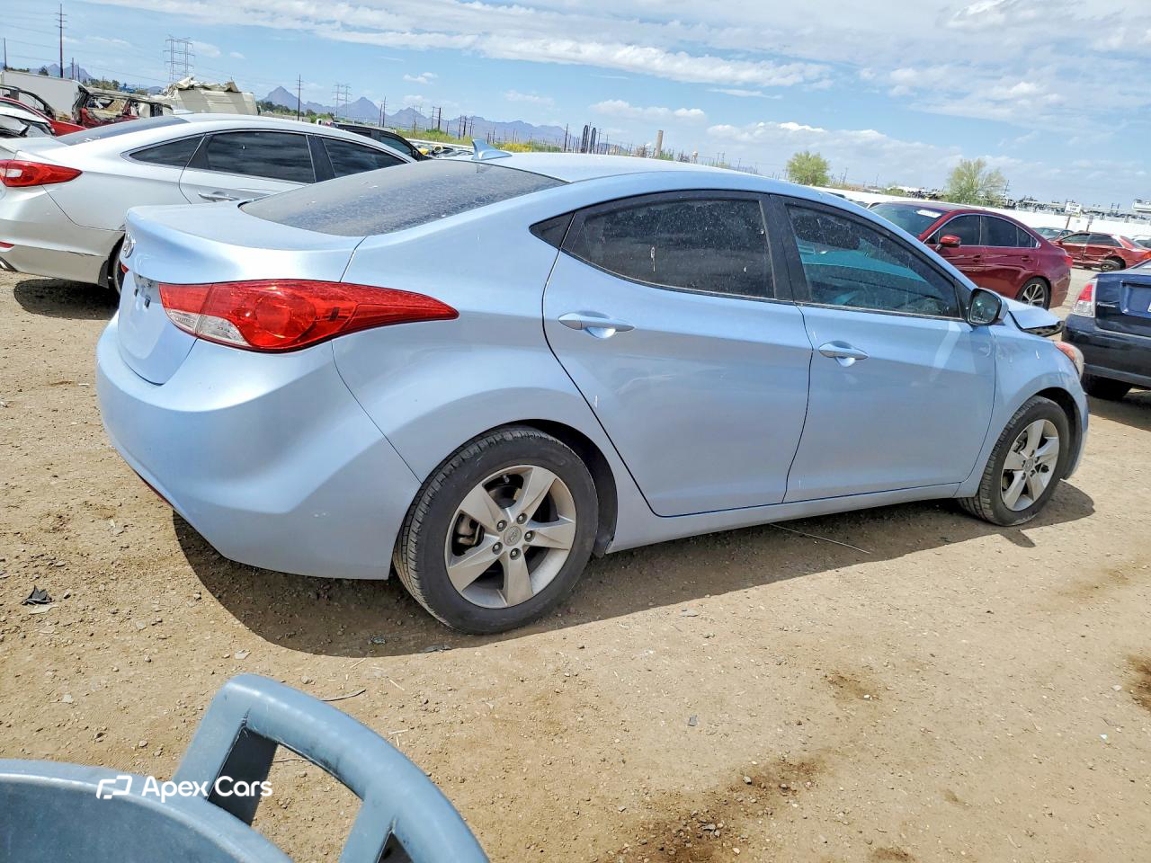 Hyundai Elantra 2012