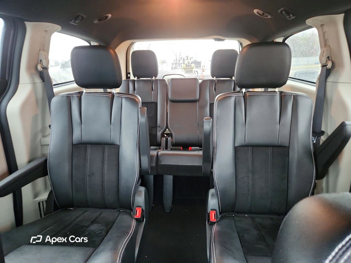 Dodge Caravan 2017
