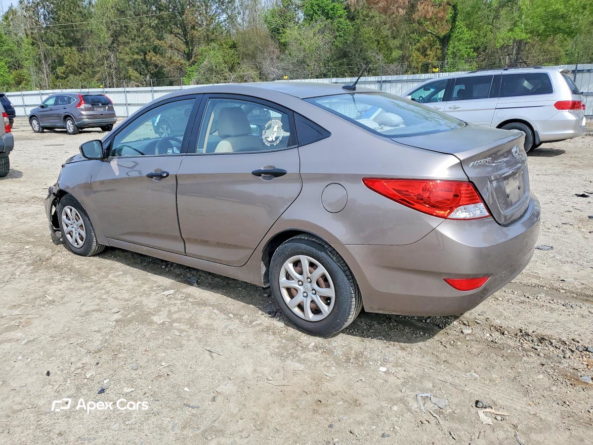 Hyundai Accent 2012