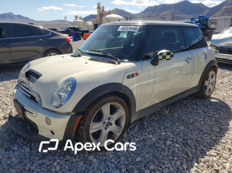 MINI Cooper 2006 - Image 1 of 5