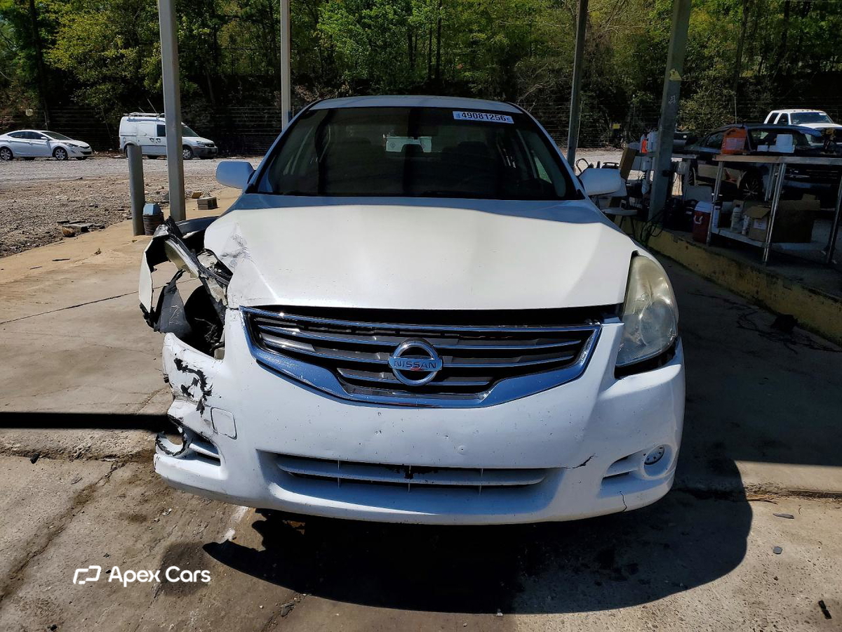 Nissan Altima 2010