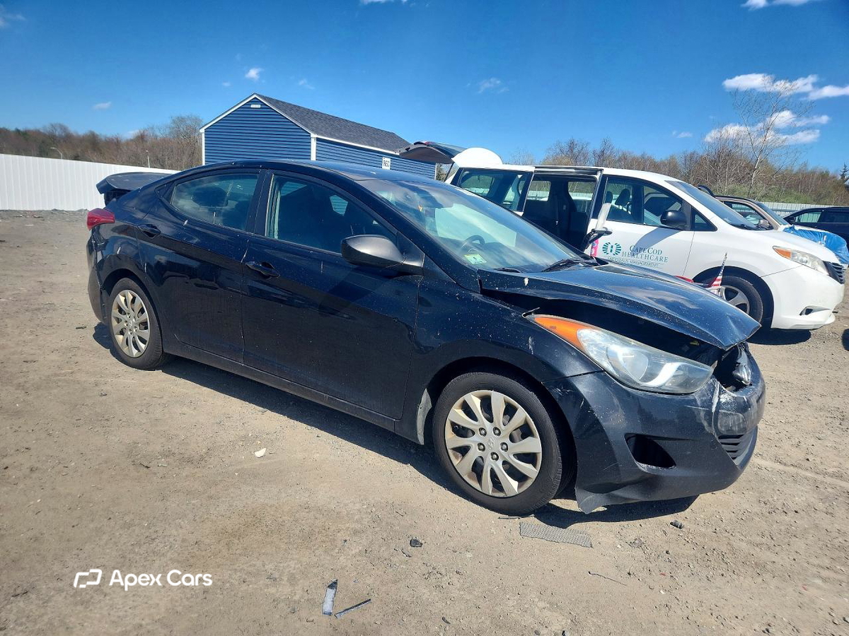 Hyundai Elantra 2011